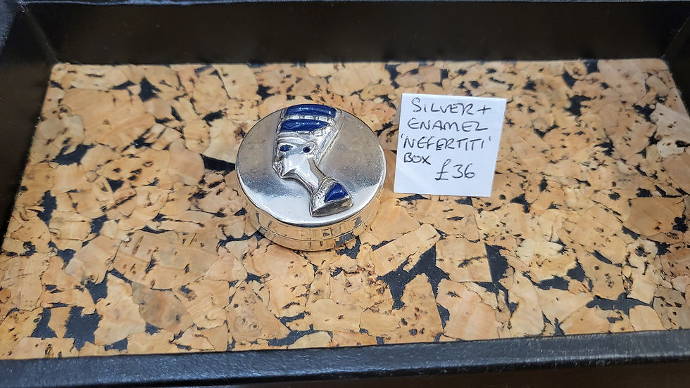 Silver Nefertiti Box - Christmas Gift Ideas...