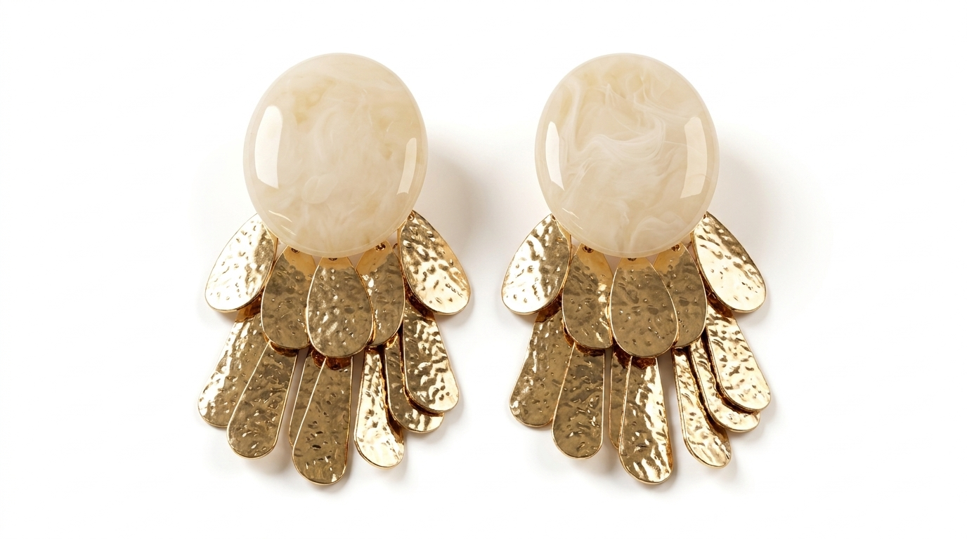 Bej Renk Gold Sallantılı Küpe