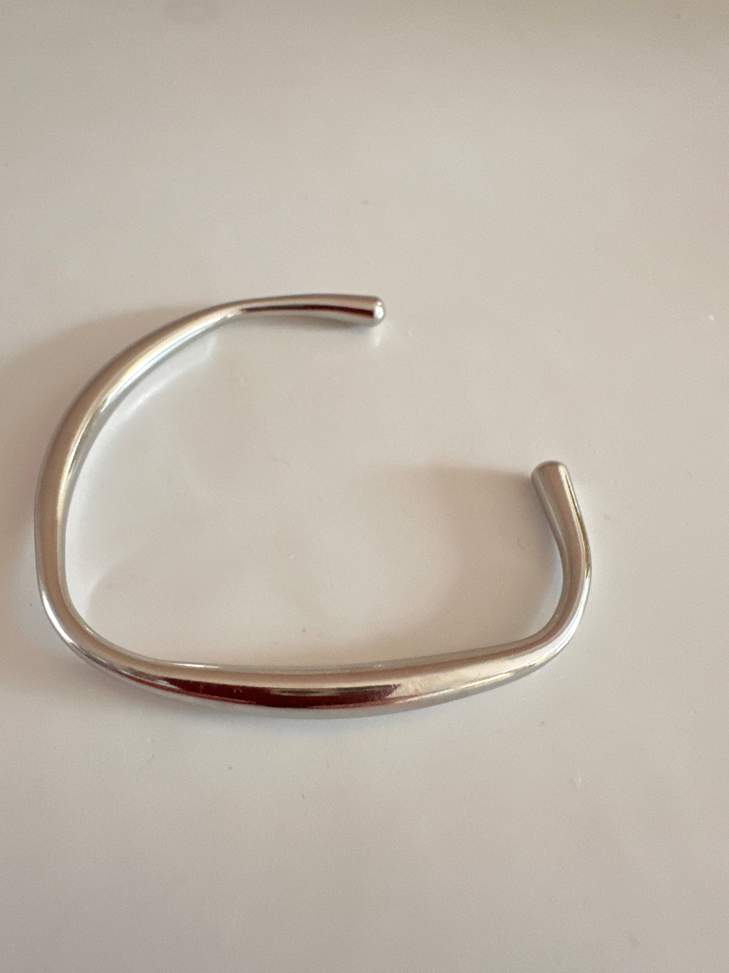 Asymmetrische armband in stainless steel