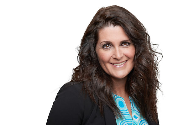 Lianne Perry, therapist at Moana Counselling Inc., offering online counselling, EMDR, and couples therapy in Canada.