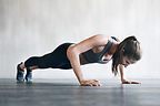 Mädchen tun Push-ups