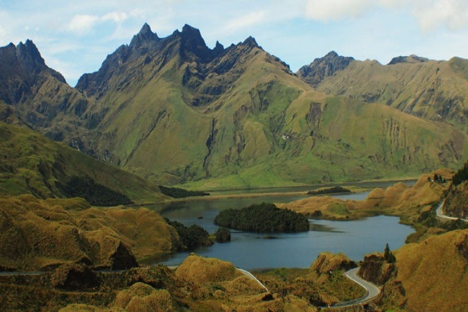 Miniatura: Full Day: Laguna Ozogoche - Alausí - Nariz del diablo.