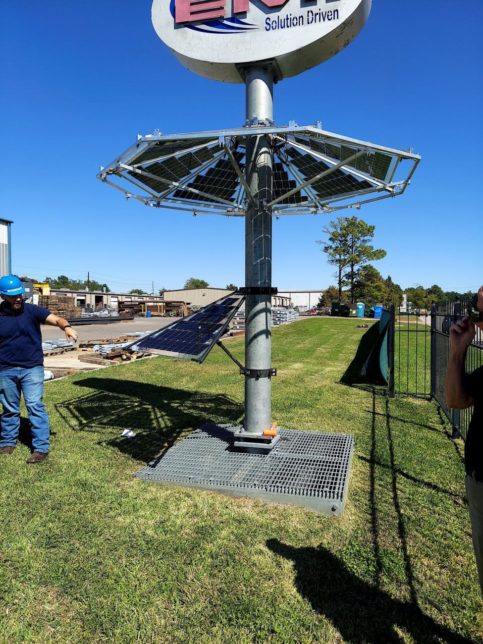Historical VSS pole-mounted solar array prototype photographed outdoors