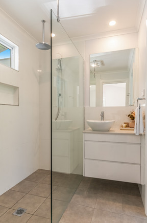 'Fern Hill' Bathroom