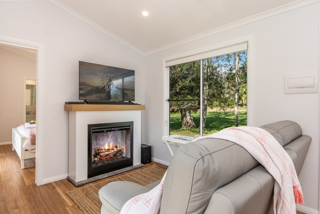 'Fern Hill' - fireplace and lounge area