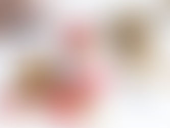 CHIA GRAUTUR MEÐ HINDBERJUM & MÖNDLUSMJÖRI