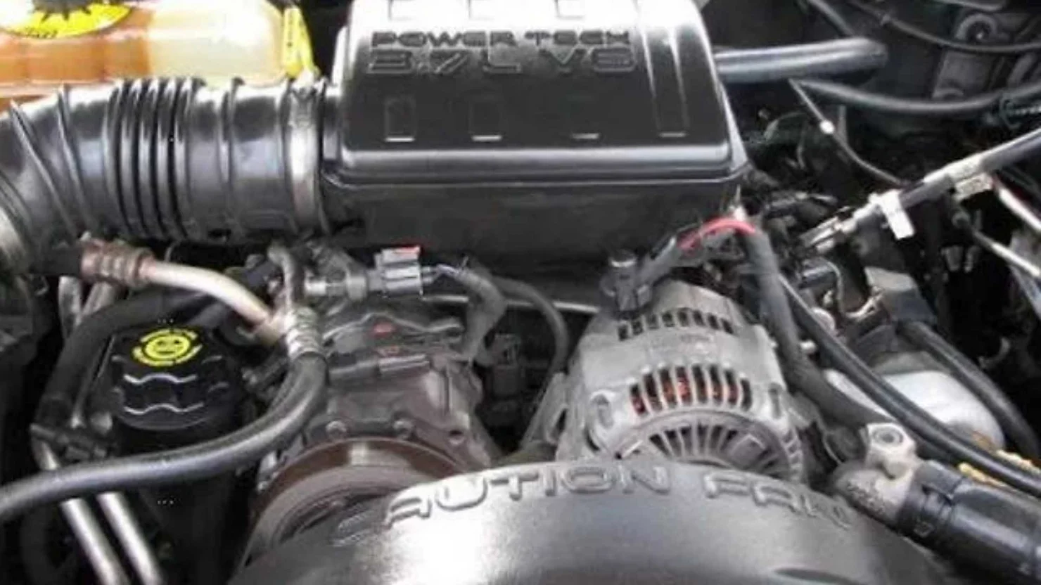 Chrysler 3.7L V6 PowerTech Engine