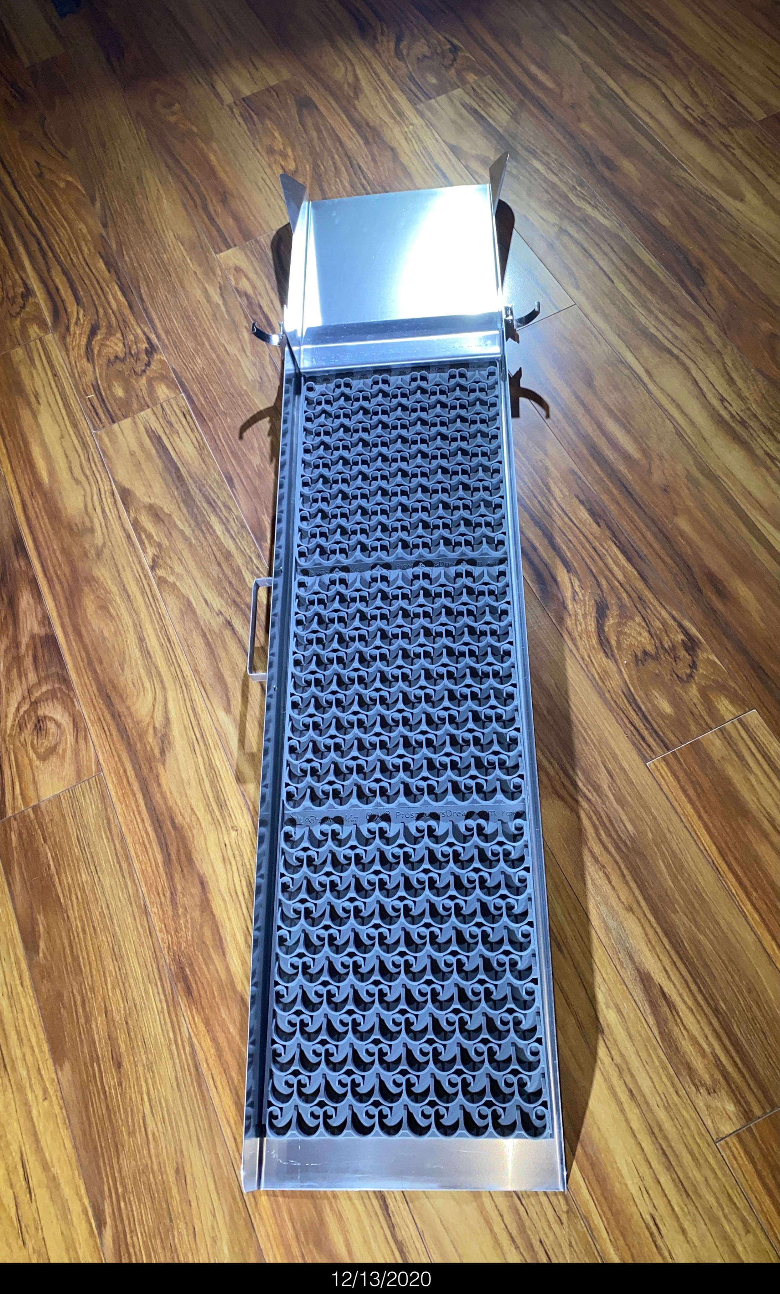 DS4  10" X 48" Dream Sluice with Beach Sands Mat