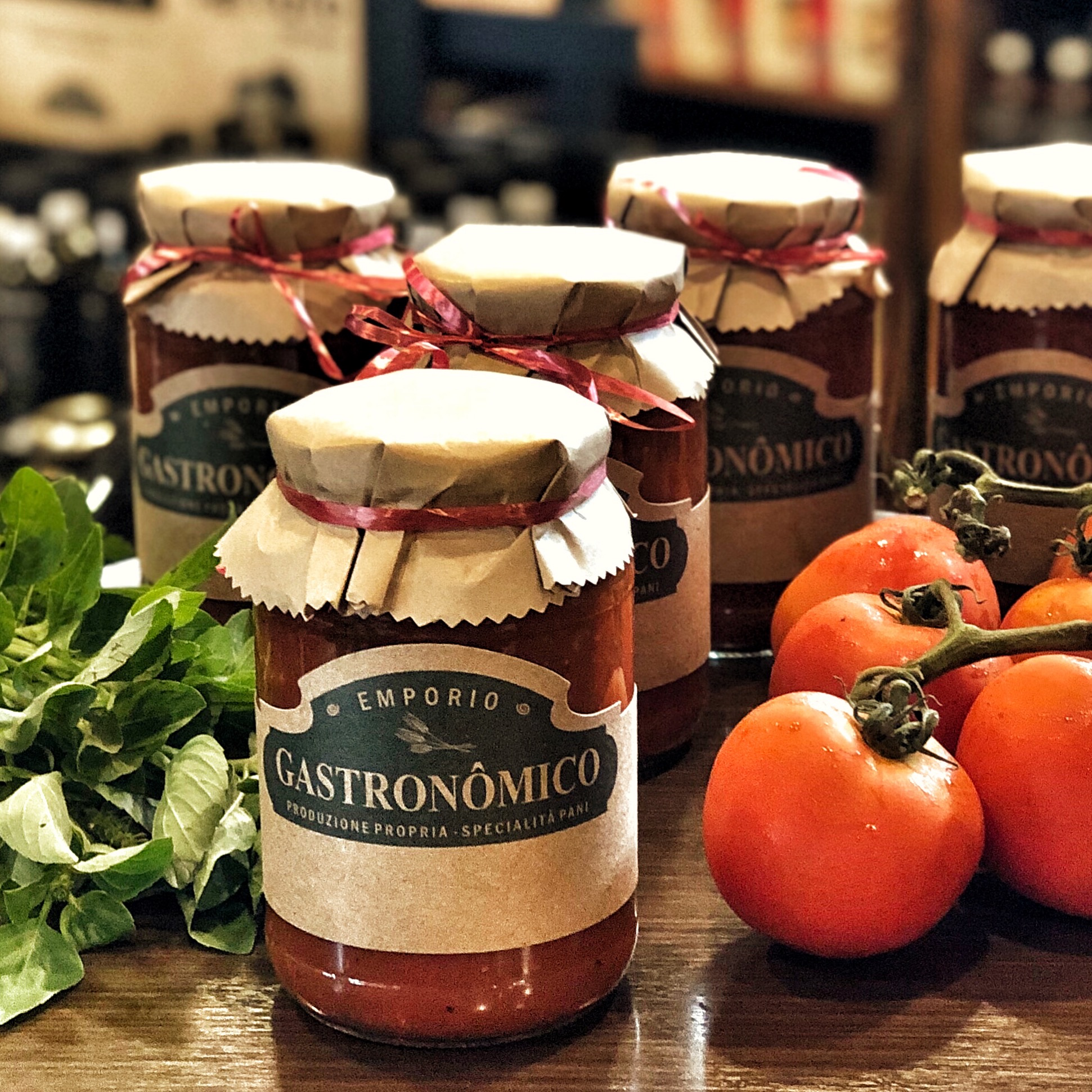 Molho Pomodoro Vidro Grande 600ml