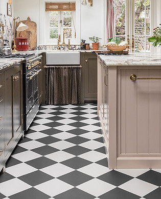 stove-black-linen-white-kitchen-checkerboard_edited.jpg