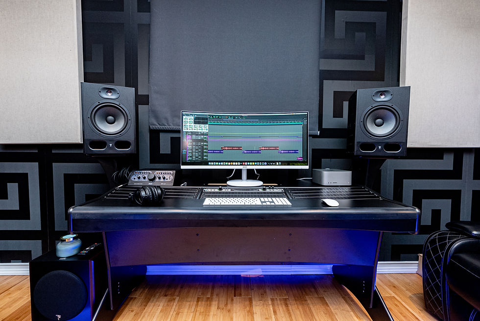 Studio (14 of 19).jpg