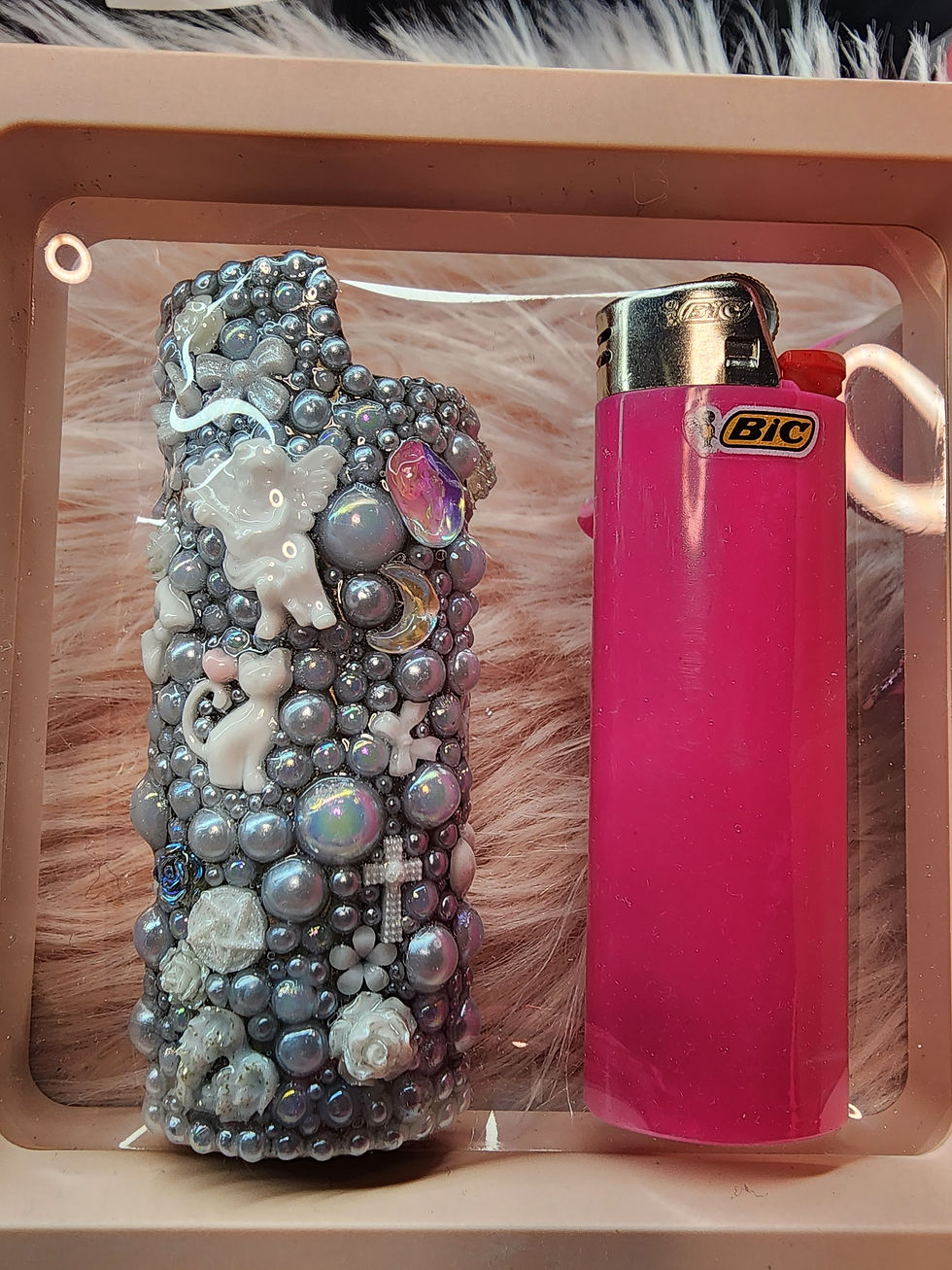 Thumbnail: Blinged Lighter Case