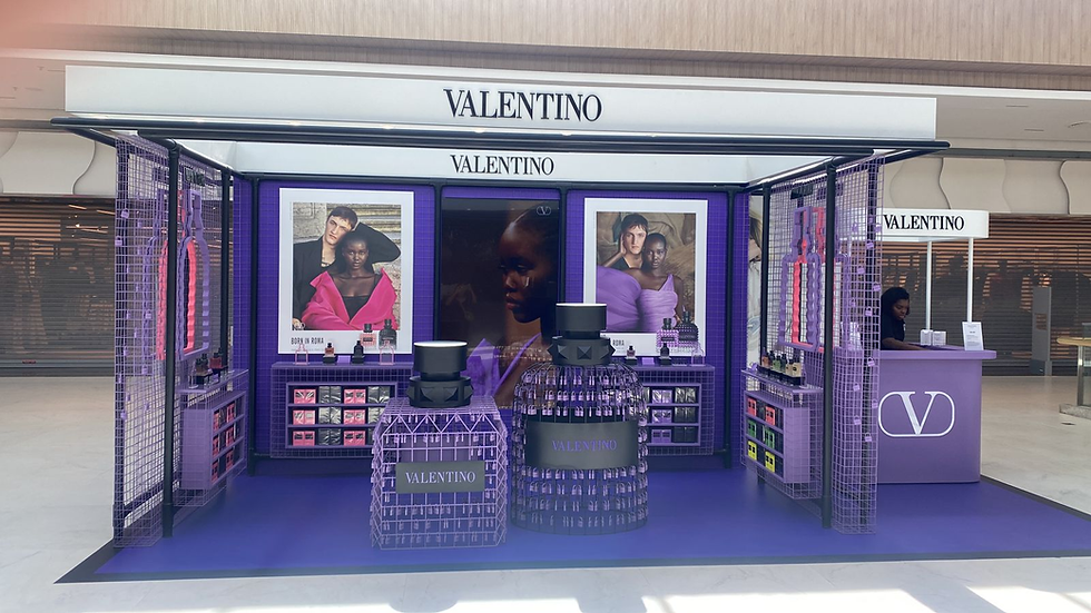 Valentino celebra um ano no Brasil com experiência sensorial no BarraShopping
