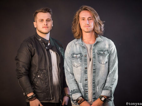 Vitor Kley e Bruno Martini lançam "Morena"