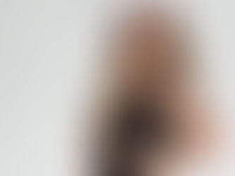 Elba Ramalho se entrega ao teatro e lança clipe com participações especiais