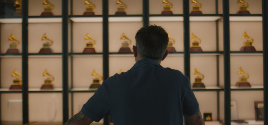 'Quando Ninguém Me Vê', a docussérie sobre Alejandro Sanz, já está disponível na América Latina, exclusivamente na HBO Max