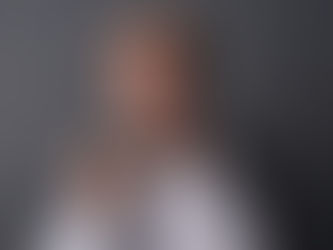 “Na Medida do Possível” abre nova edição do projeto Grandes Baratos no Teatro UOL com humor sobre a crise do homem moderno
