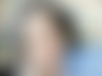 Cantor e ilusionista Juan Duran traz seu show "O romance dos tangos e boleros" para única