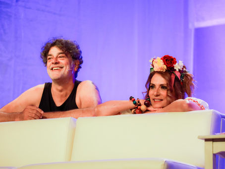 Patricya Travassos e Eduardo Moscovis voltam aos palcos com “DUETOS, A Comédia de Peter Quilter” no Teatro da Ilha