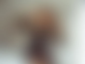 Erika Schneider posa de lingerie e fala sobre cantadas desrespeitosas nas redes sociais