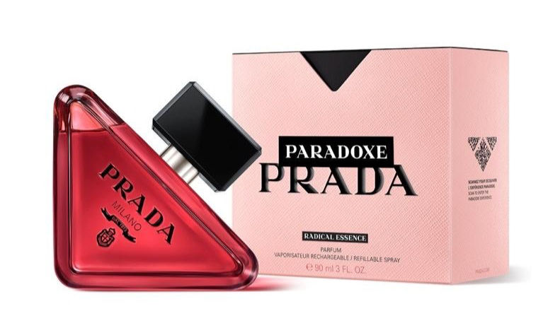 Prada lança fragrância "Prada Paradoxe Radical Essence"