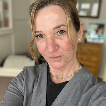 Laura The Peel Queen 30 years skin expertise