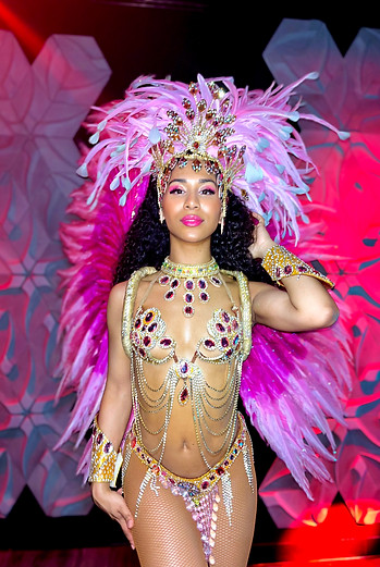 Lomasi-hire-brazilian-dancers-london-uk.jpeg
