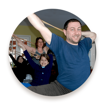 Family Yoga Sessions and Classes in Toronto, GTA, Weekend Family activities in Toronto