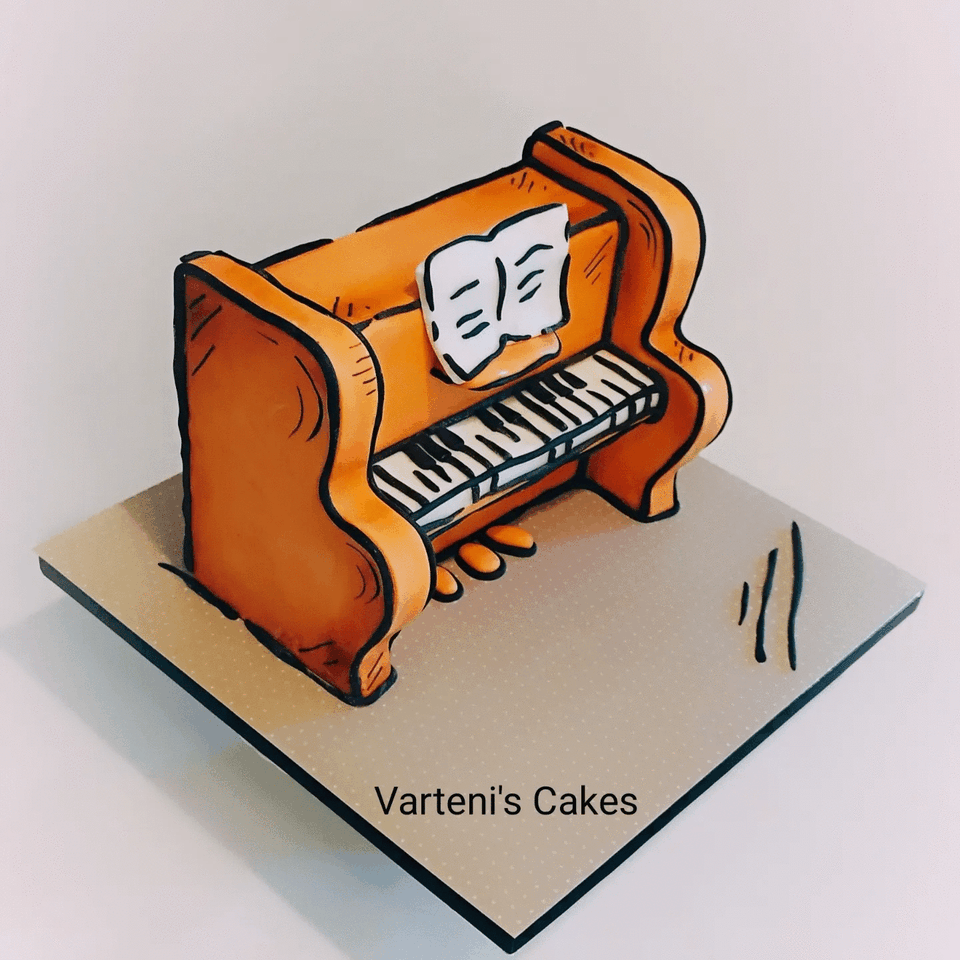 Cartoon piano cake.gif