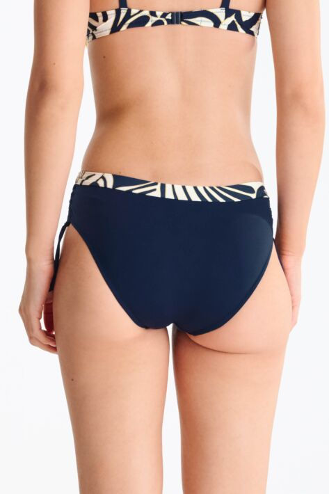 Miniatură: Slip Baie Lisca Gold Coast 041766