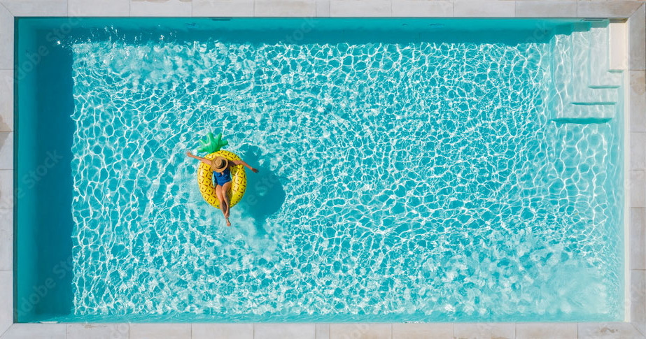 poolnfrau.jpg