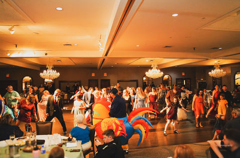 Cliffbreakers wedding party dancing on ballroom dancefloor