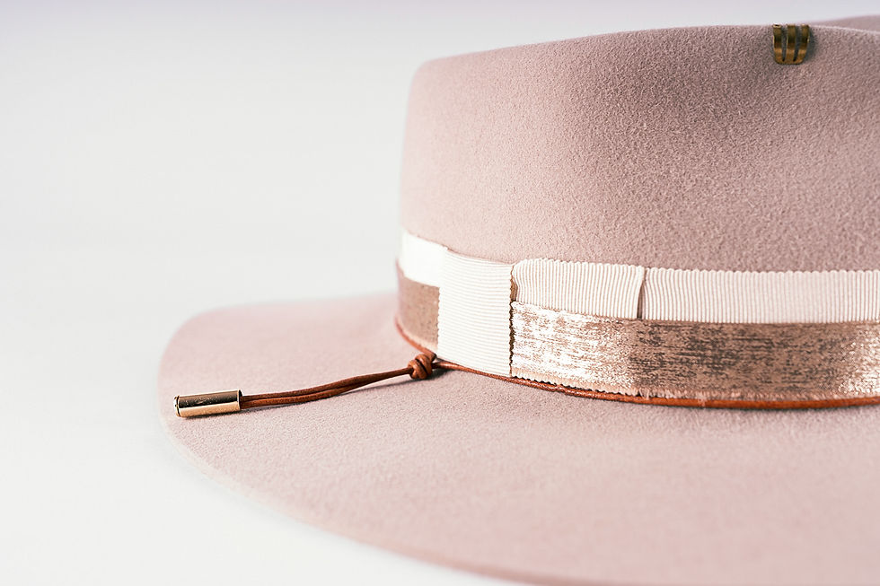 Chapeau Pili Garcia - Modele 3 - Caryatids