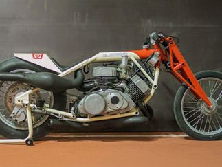 具有雙倍強效的超級寡婦製造機
JL Meccanica VDR1000