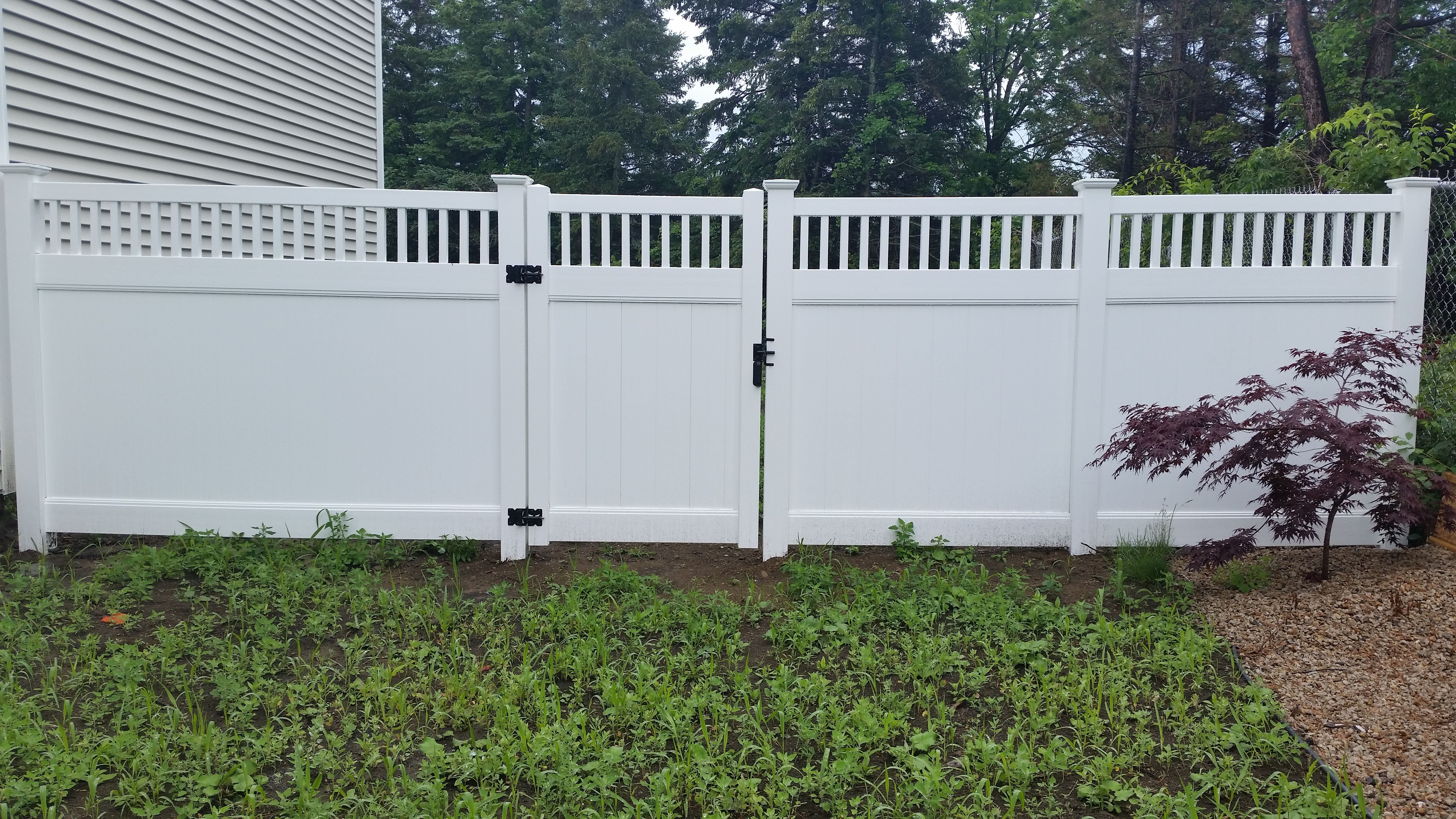 Estate II with Baluster Top