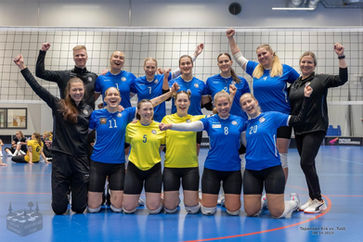 Erän naisjoukkueiden pelit loppuivat ykkös- ja kakkossarjassa