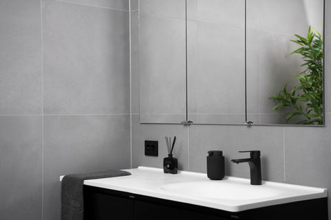 Bad_1_Vask (Large).jpg