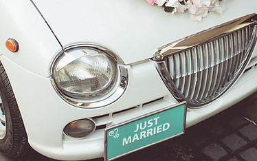 結婚式の車
