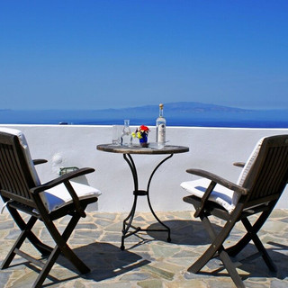 superior-room-aethrio-hotel-the-terrace-1024x683.jpeg