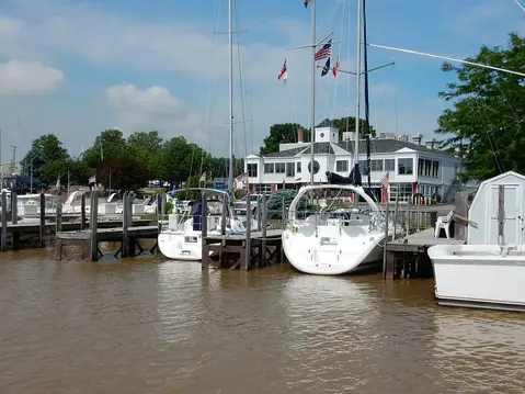 HYC Marina