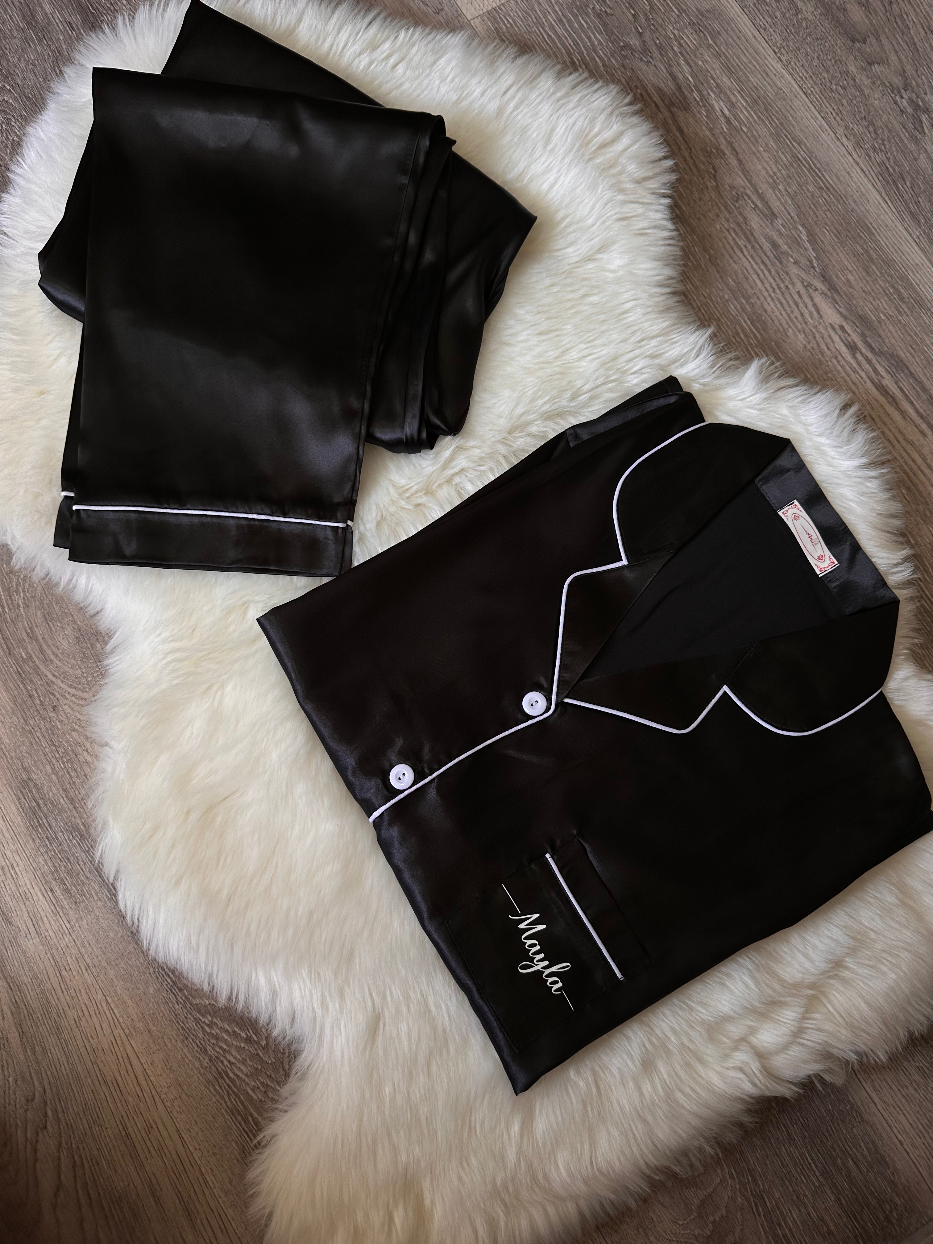 Pyjama en satin unis