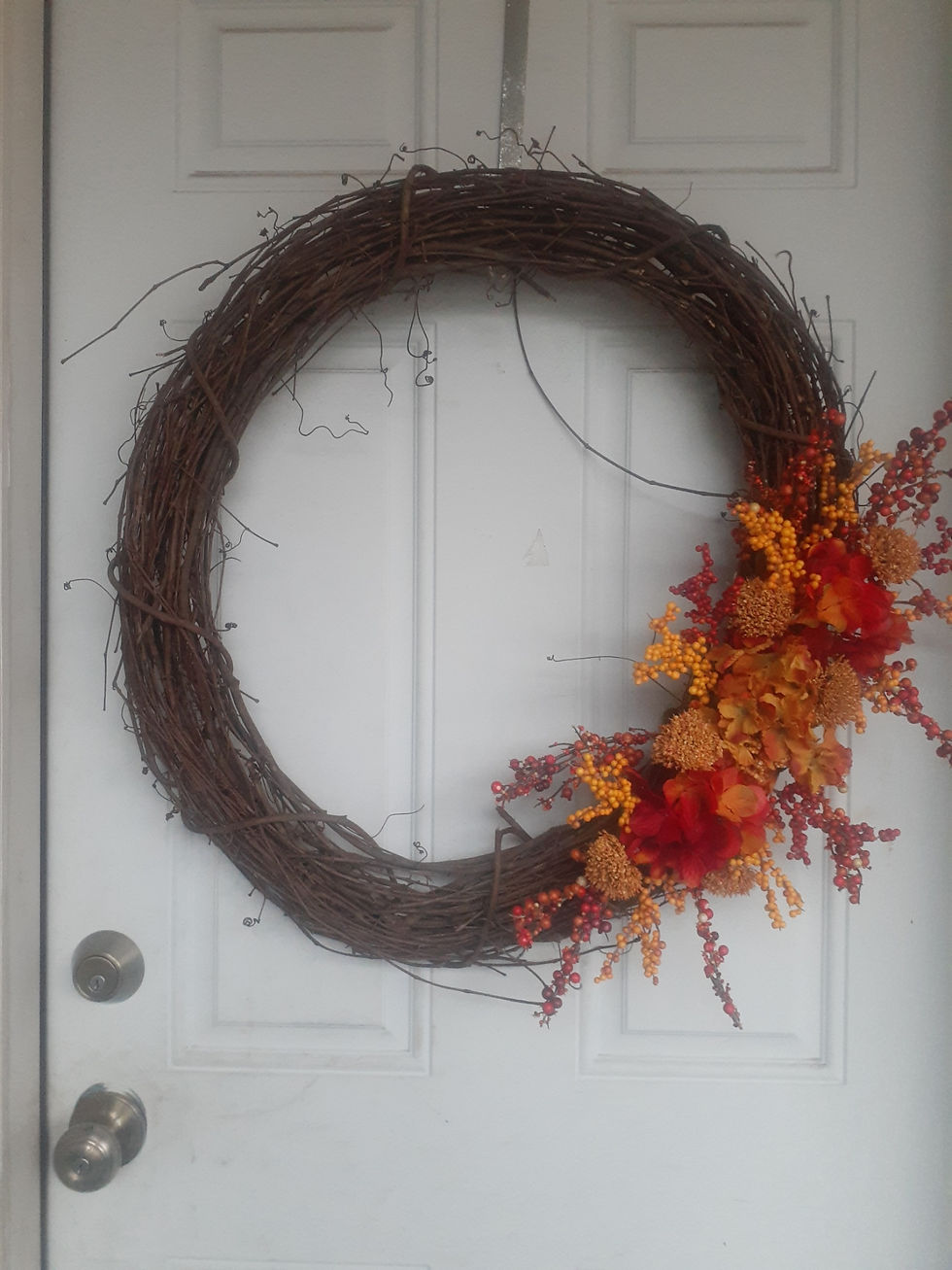 Thumbnail: Bittersweet & Hydrangea Wreath
