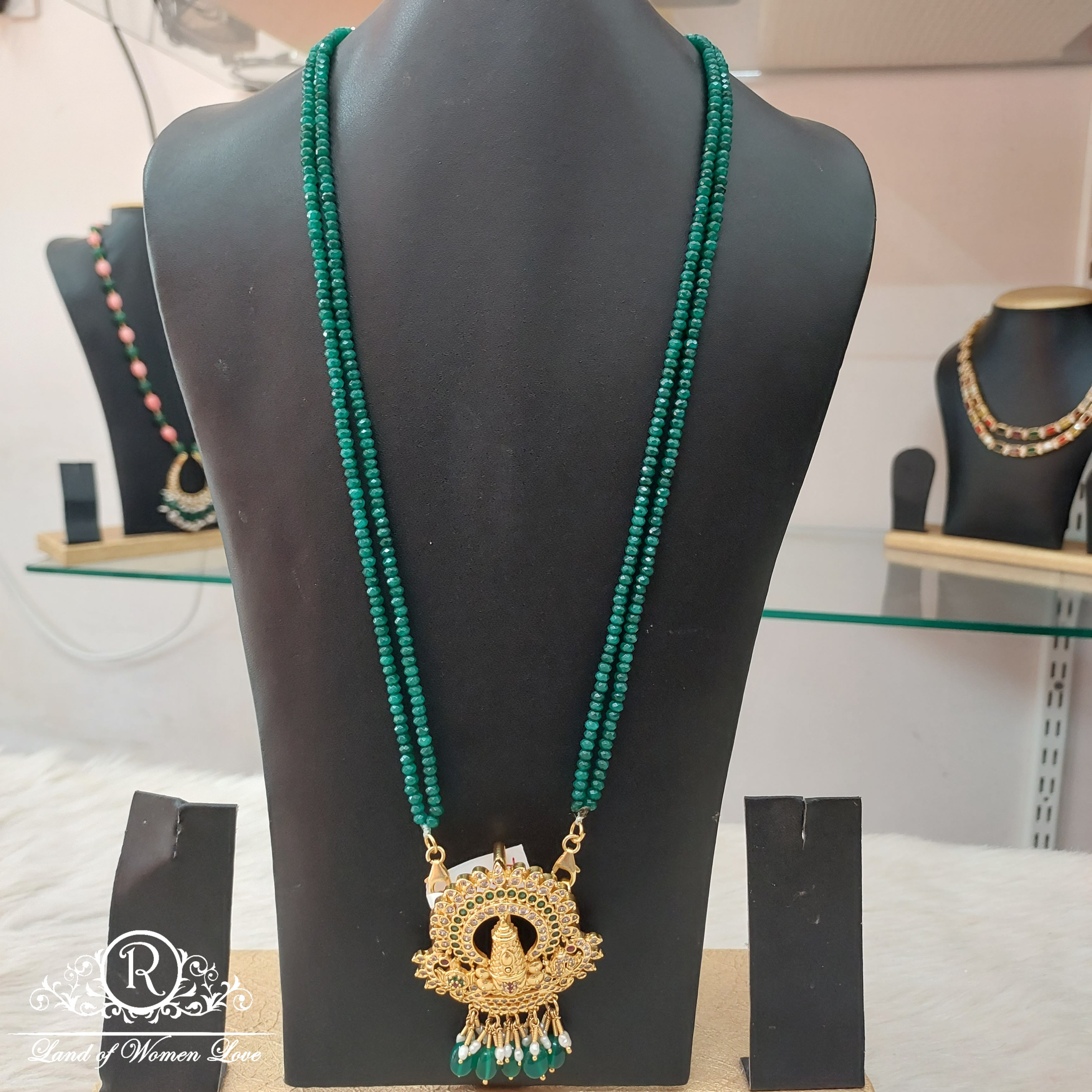 Silver beads chain design 