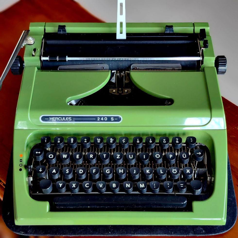 Küçük resim: Vintage Almanya  Üretimi Hercules 240 S Marka Çanta Daktilo
