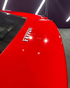 Polish polissage femme detailing traitement céramique protection cire Bons-en-Chablais nettoyage automobile voiture intérieur extérieur carrosserie Porsche Haute-Savoie vw bmw Volkswagen Audi Ferrari Mercedes Maserati jaguar covering ppf Annecy Thonon jantes cuir Lamborghini lustrage aston martin M3 CSL