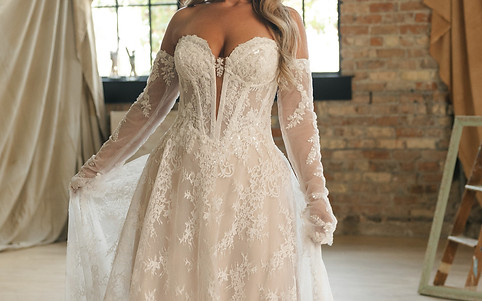 Maggie-Sottero-Lucca-A-line-Wedding-Dress-26MB463A01-PROMO12-IV052-Curve_edited.jpg