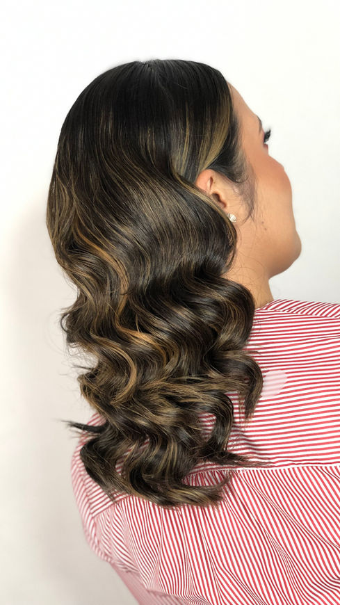 Waves - Q. 250.00 / $ 40.00