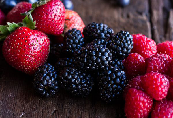 ¡LLEGO EL VERANO!
Cuales son las frutas y verduras debemos consumir..