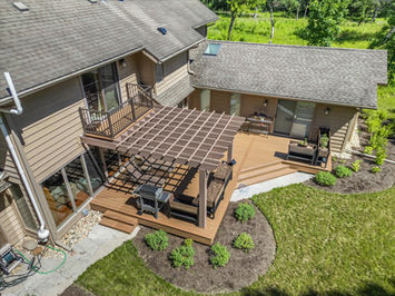 Luxury outdoor living space in Libertyville