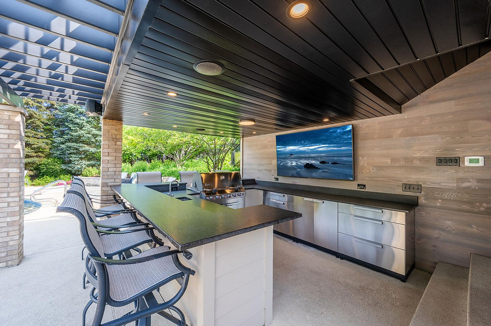 Modern screen room with durable outdoor screening system